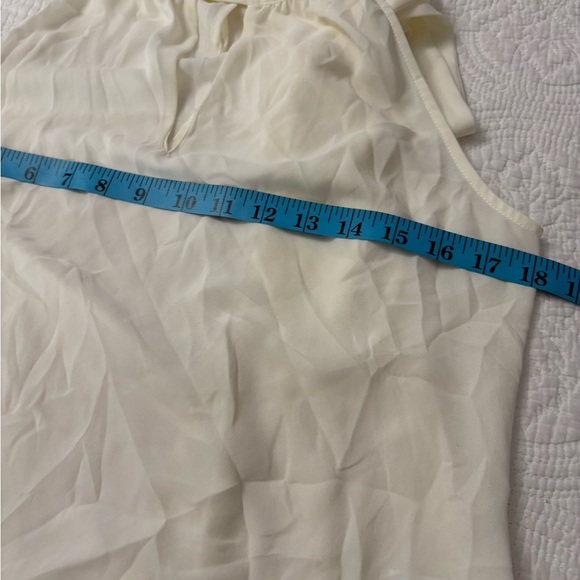 New York & Company Cream Sleeveless Blouse - Picture 3 of 7